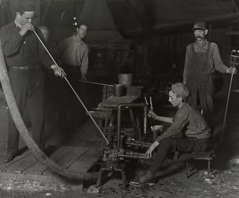  https://kids-club.ru/component/joomgallery/history/america/detskiy-trud-v-amerike/stekloduv-i-ego-uchenik-oktyabr-1908-1002