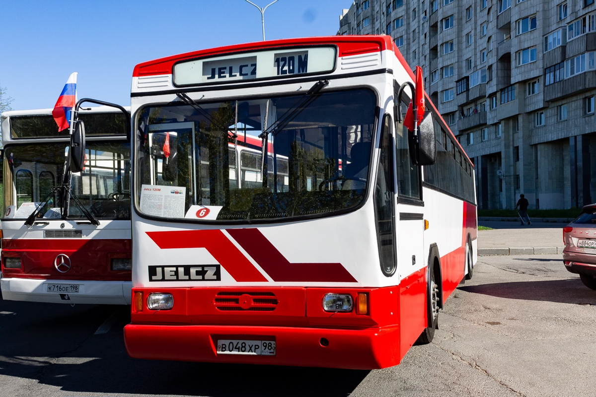 В Санкт-Петербурге восстановили автобус польского производства Jelcz 120M |  ПАНТОГРАФ | Дзен