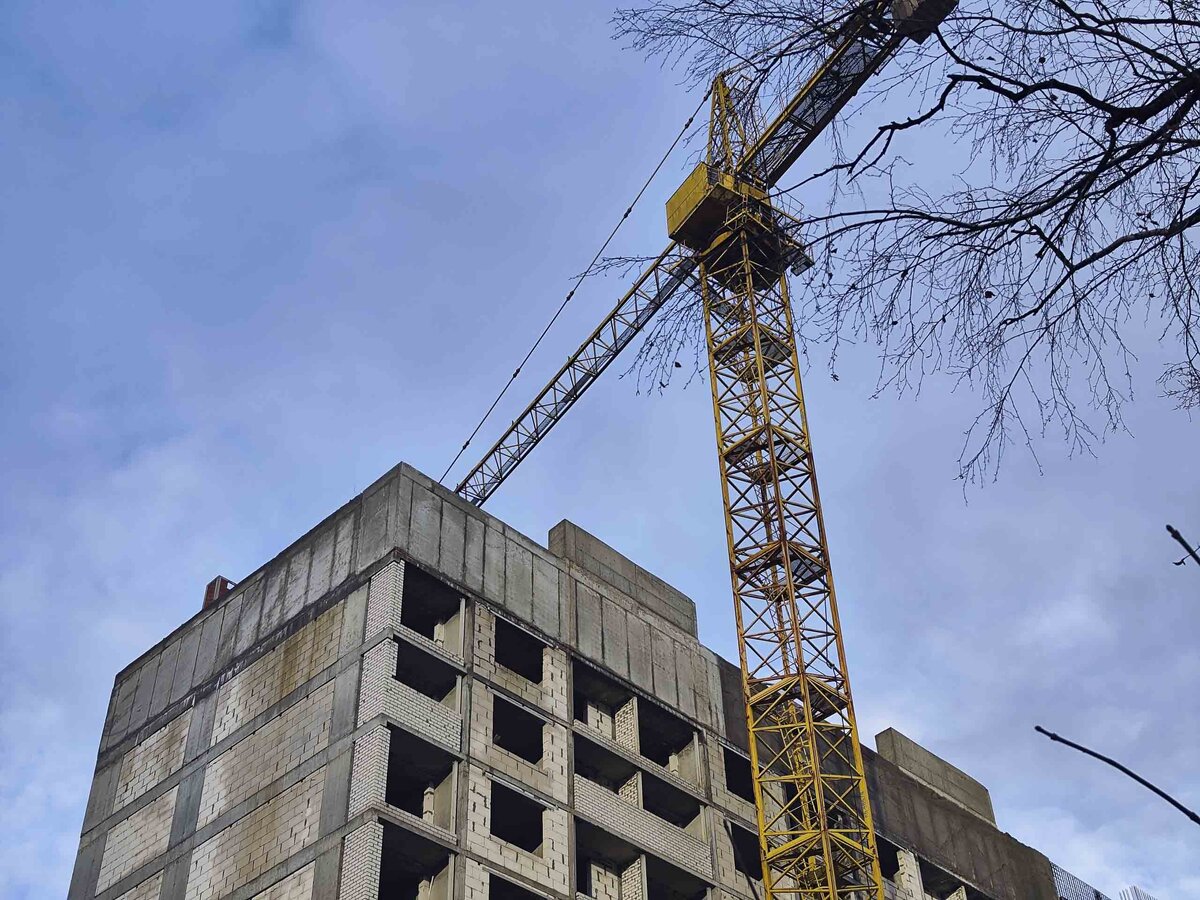 Объем жилья в стадии строительства на Дальнем Востоке впервые превысил 6 млн квадратных метров.  Фото: Фото: ФедералПресс / Ксения Кобалия