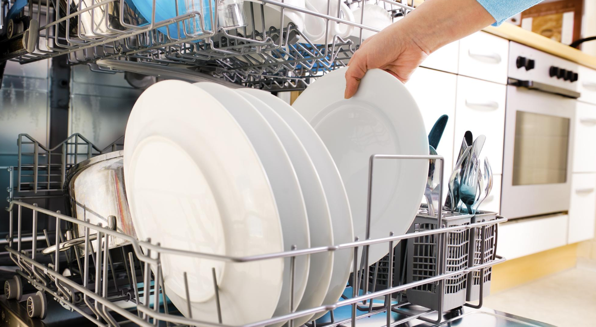 Сколько воды расходует посудомоечная машина?
