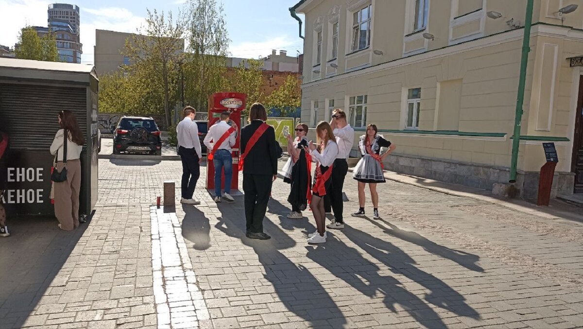 Екатеринбургские выпускники пустились во все тяжкие.  Фото: ФедералПресс / Максим Филиппович