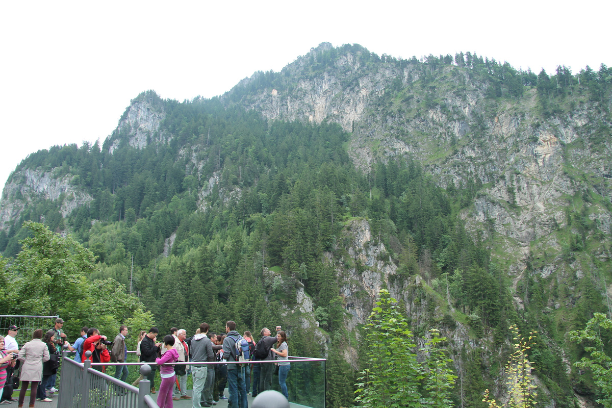 Смотровая площадка с видом на замок