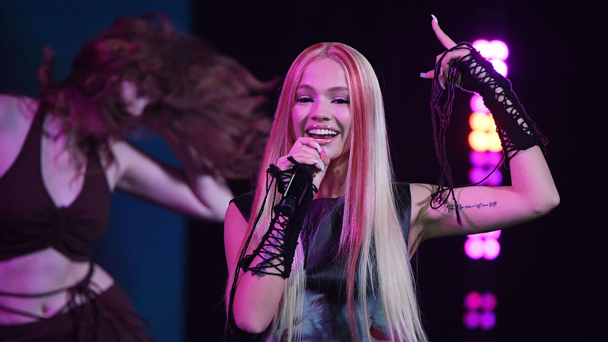 Валя Карнавал на новогоднем концерте «Жара», 10 декабря 2022 года © Алексей Майшев/РИА Новости