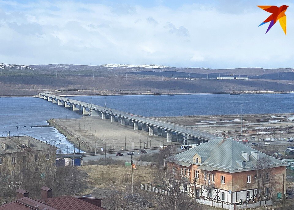    В Мурманске начался ремонт моста через Кольский залив. Работы ведутся по нацпроекту «Безопасные качественные дороги». Мария ПАШЕНКОВА