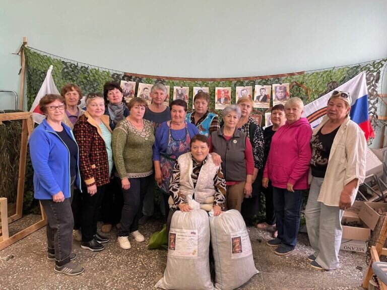    Масксети и дождевики. Ташлинские волонтеры передали гуманитарную помощь бойцам СВО Кристина Просвиркина
