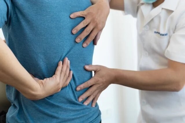    Как называется врач по почкам?