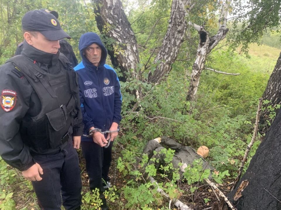    Следственный эксперимент с Виталием Манишиным. Источник: СУ СКР по Алтайскому краю