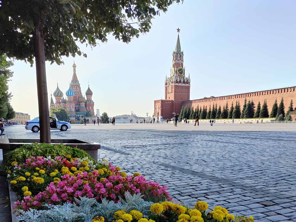 Пустынная Красная площадь прекрасна