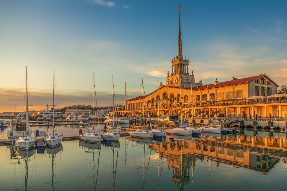 Морской порт Сочи, ©Dan-Rus/Shutterstock
