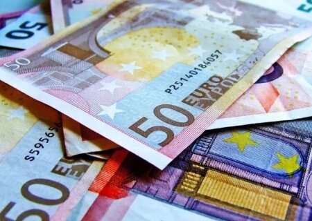    Совет ЕС разрешил использование доходов от замороженных российских активов в пользу Украины