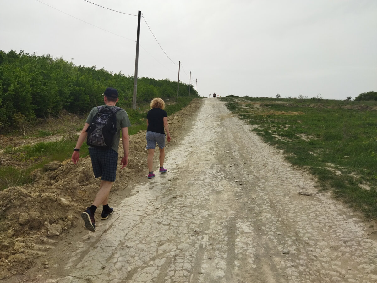 До Ласточкиных гнезд надо было еще дойти :)