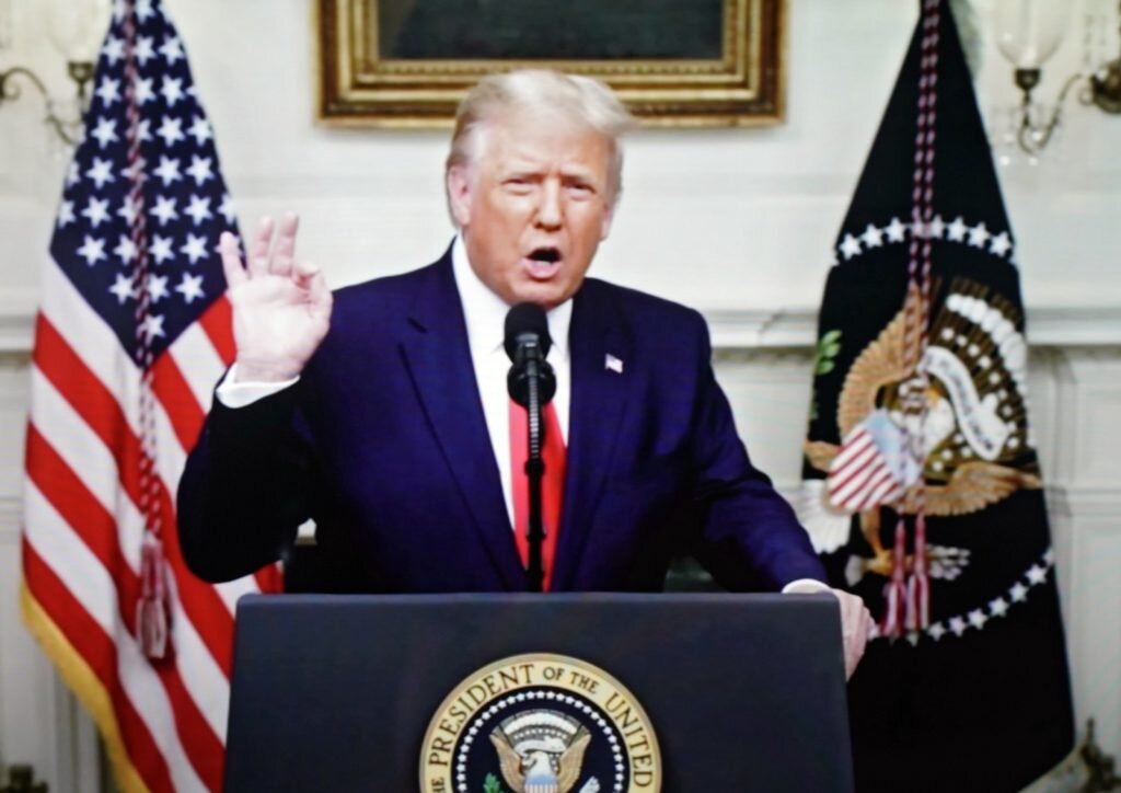    Экс-президент США Дональд Трамп. Брайан Смит / РИА Новости