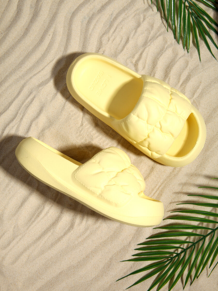 Предметная фотосъемка обуви в Фотостудии Контент 