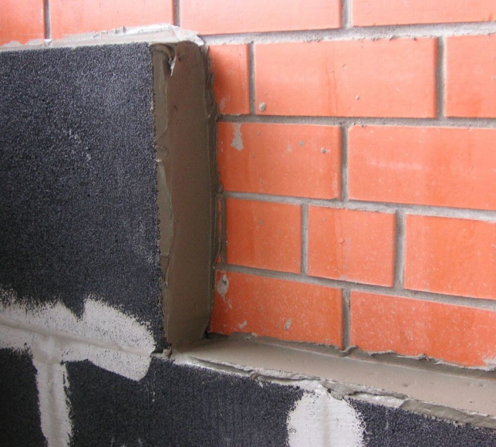 Пеностекло плиты монтаж. Монтаж пеностекла. Пеностекло на стене. Пеностекло утеплитель для фасада. Монтаж пеностекла.