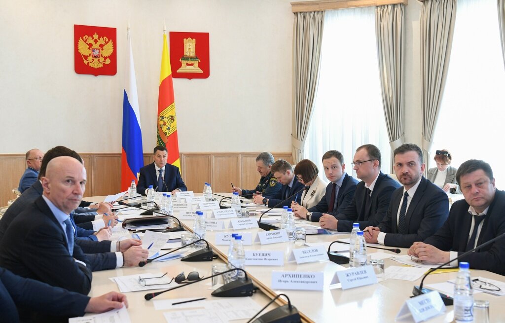 Тверским охотинспекторам закупят служебные автомобили, снегоходы, квадроциклы…