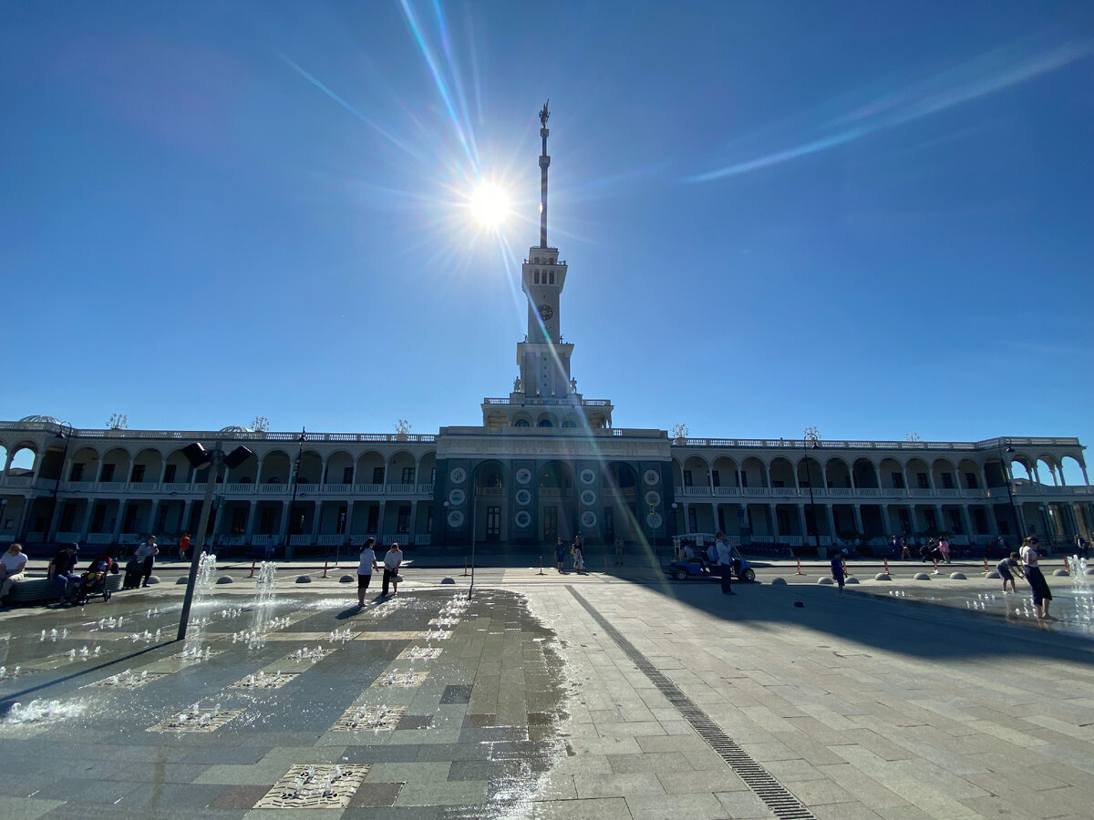 Северный речной вокзал в Москве... Фото автора