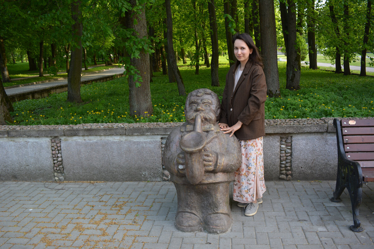 А я без саксофона...