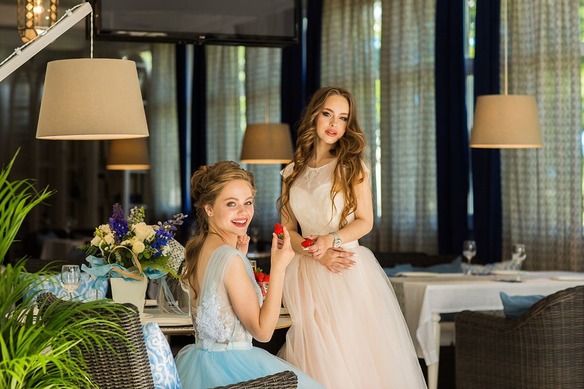 Память о выпускном останется на всю жизнь, поэтому для многих важно выглядеть в этот вечер хорошо📷
