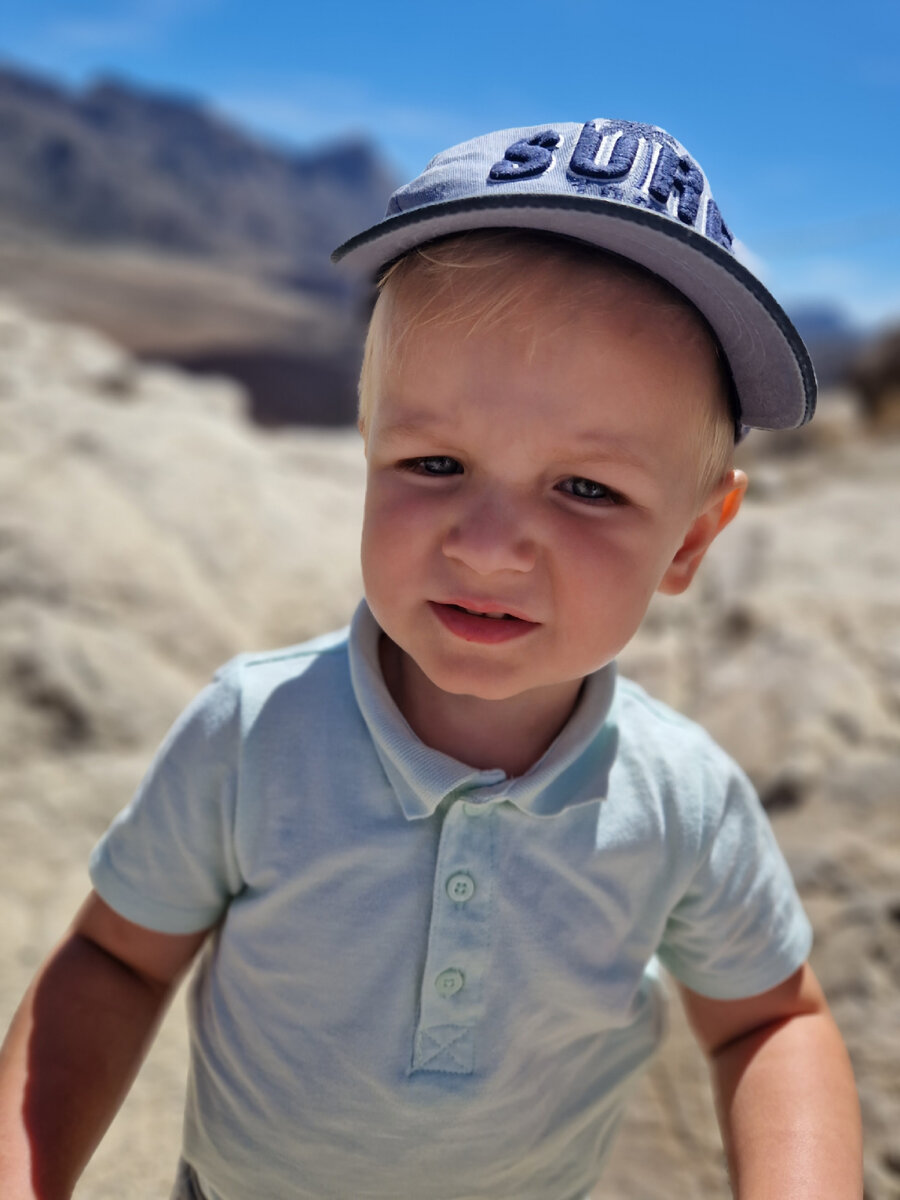 Тут не хотел фоткаться