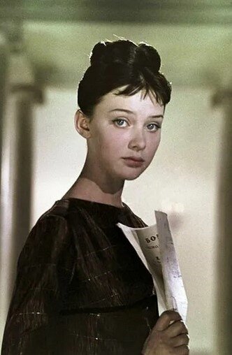 Людмила Савельева в роли Натальи Ростовой в экранизации романа "Война и мир" (1965-1967) Режиссёр: Сергей Бондарчук