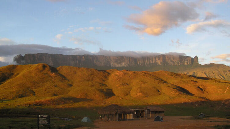    Вид на Рорайму со стороны венесуэльского плато Фото: общественное достояние