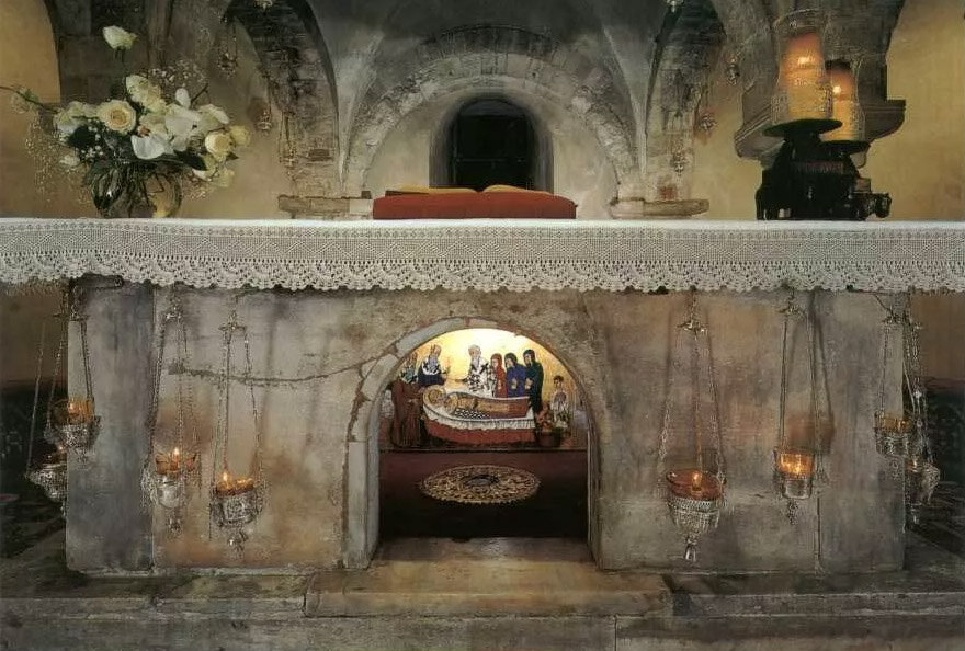 Гробница Николая Чудотворца в Бари