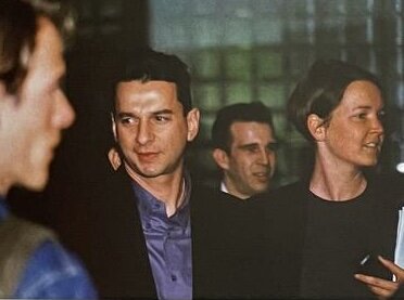 Depeche Mode накануне пресс-конференции по прибытии в Кельн.
