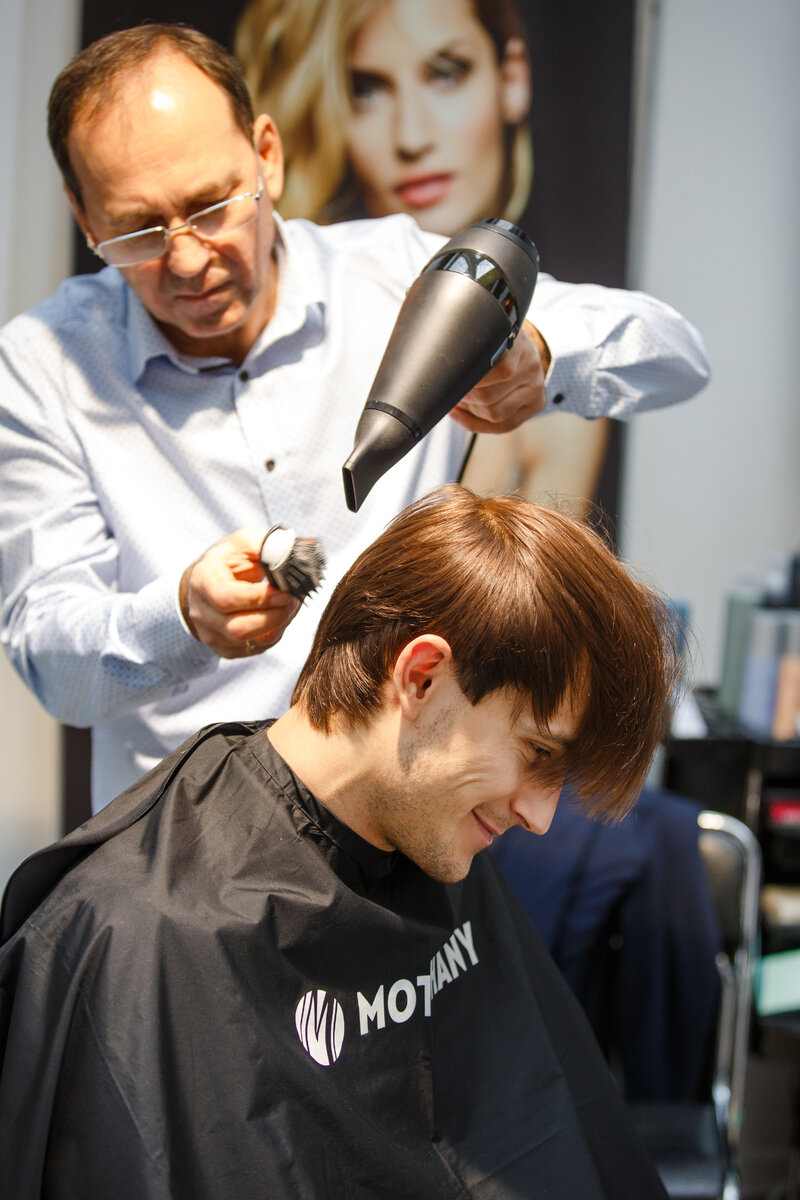 Подготовка коллекции стрижек. Работа ножницами без машинки