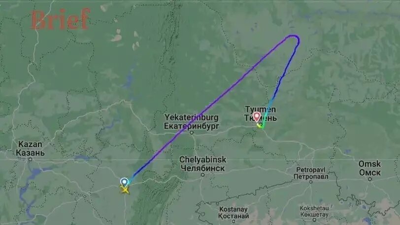 SSJ «Ямала» запросил экстренную посадку в Тюмени. Фото: Соцсети