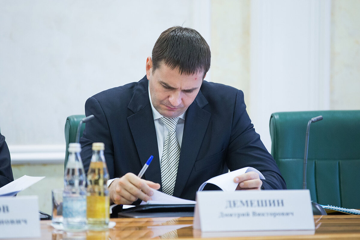 Новый глава региона заявил, что намерен привнести новое в практику сотрудников администрации Хабаровского края.  Фото: Фото: пресс-служба Совета Федерации Федерального Собрания РФ / council.gov.ru