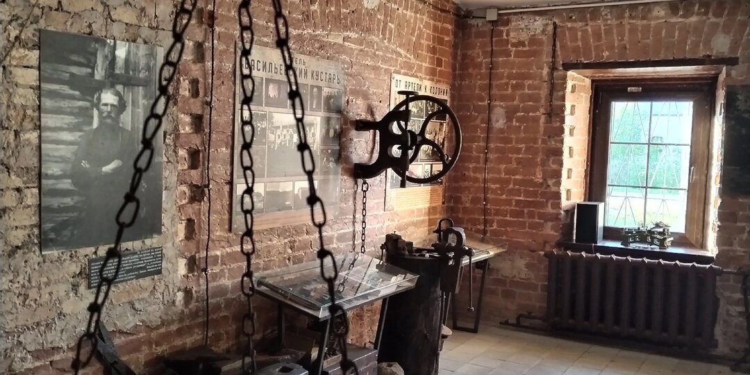 Щекать по - васильевски.