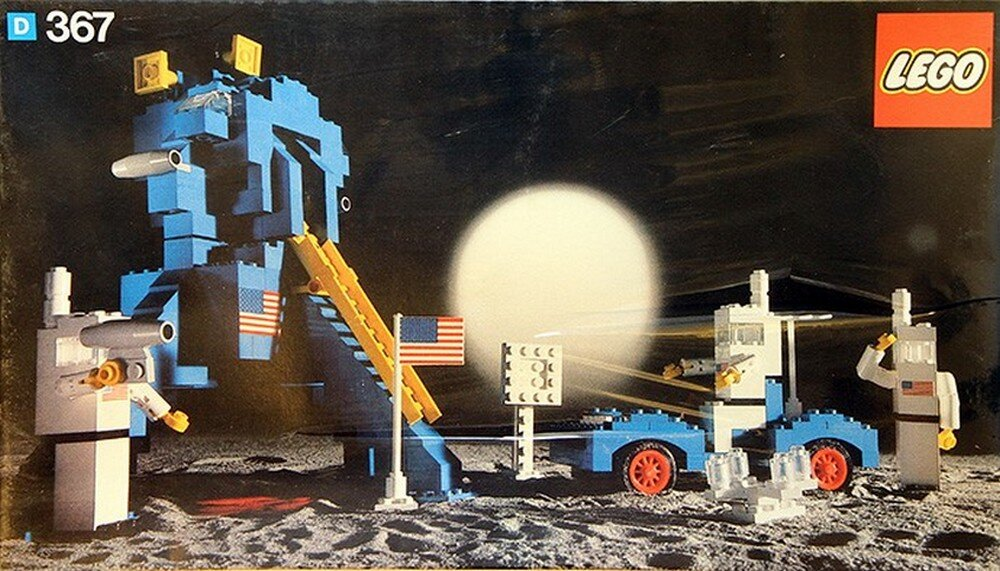 Набор LEGO® LEGOLAND Space Space «Moon Landing» (арт. 367). 1975 год