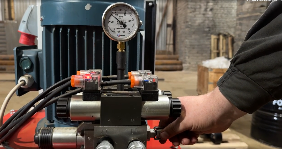 Гидравлический стенд. Производство ООО "СПЕЦМАШИНЕРИ", г.Иваново, ул.13-я Березниковская