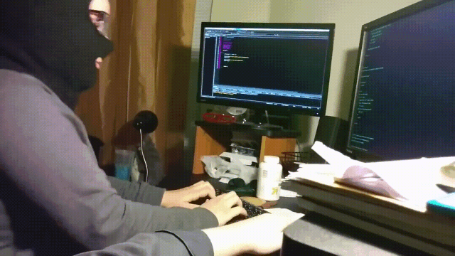 *Программист повышает производительность сайта