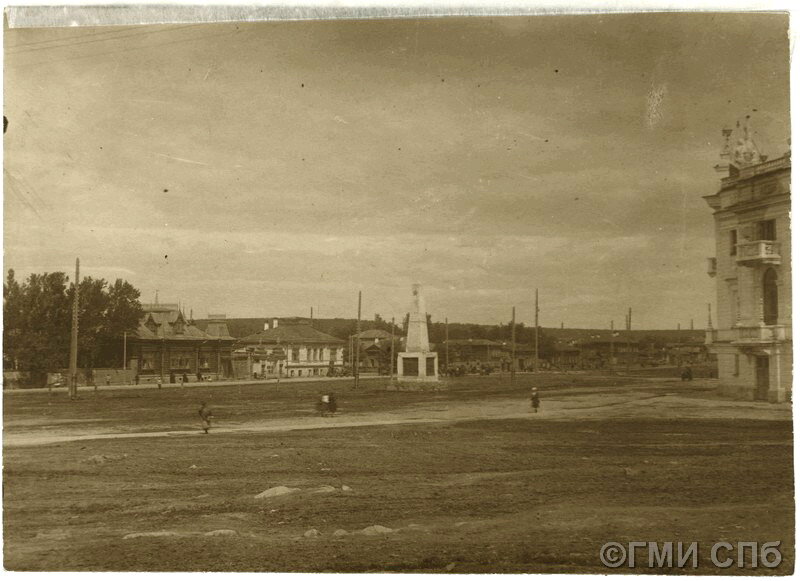 Площадь Парижской коммуны, Свердловск, 1923-1926 гг. Источник: Государственный музей истории Санкт-Петербурга