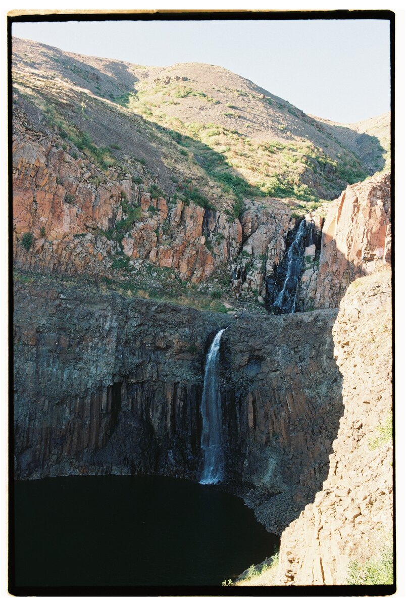 Водопад Красные камни. Kodak Gold 200