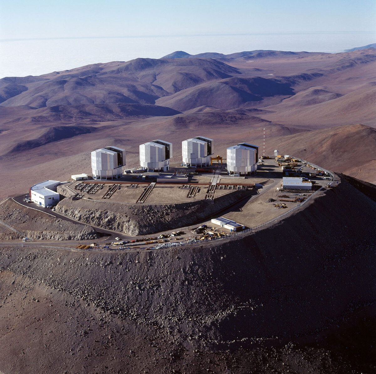 Комплекс из четырёх телескопов 