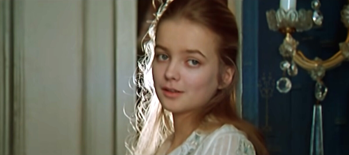 Наталья Вавилова. Кадр из кинофильма "Розыгрыш", 1976 г., режиссер Владимир Меньшов, сценаристы Семён Лунгин, Алексей Дидуров, композитор Александр Флярковский (скриншот)