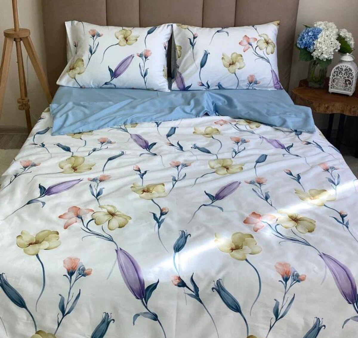 Набор из королевского Сатина Лилии