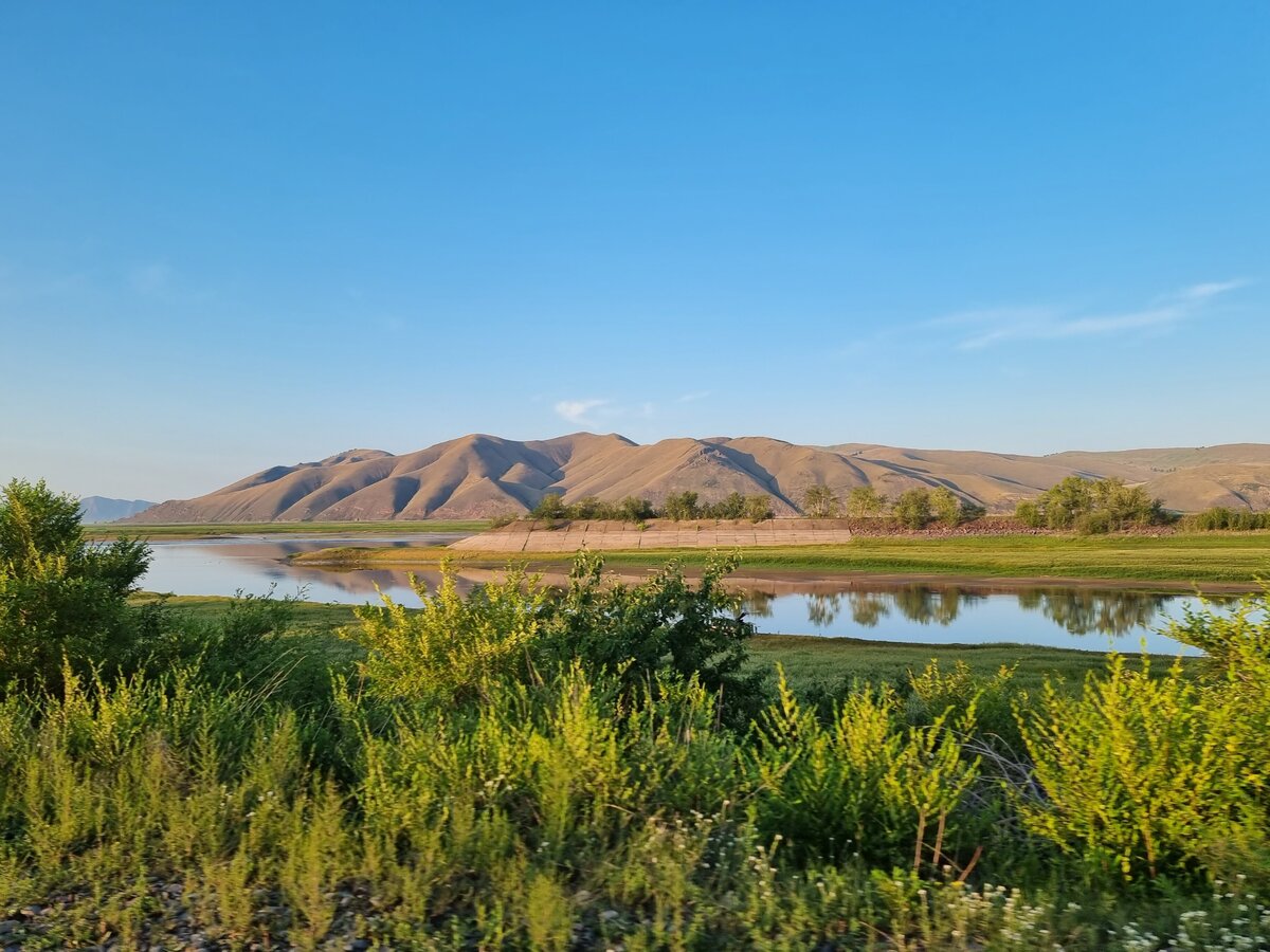 Головокружительные виды на горы и красочный закат. Фото: Даша Конопская