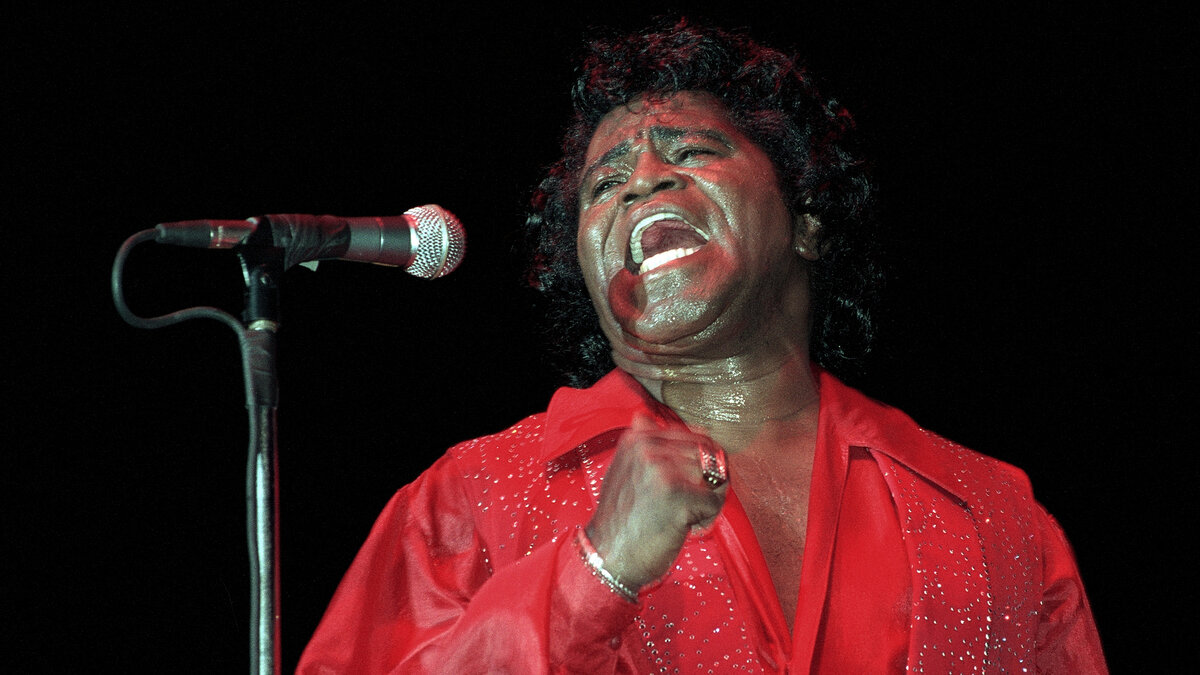    Джеймс Браун в Lakewood Amphitheater, 2005 год   
Rick Diamond/Getty Images