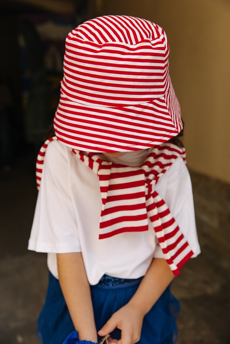 Двухсторонняя панама, красная/ красная полоска