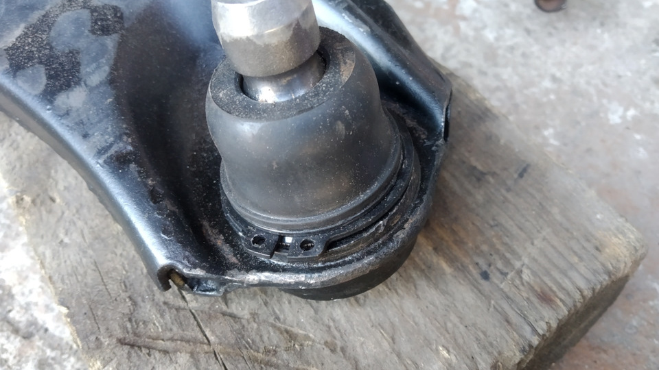 Простой дедовский способ восстановить шаровую опору на 20-30 тыс.км за пару минут, не снимая ее с авто