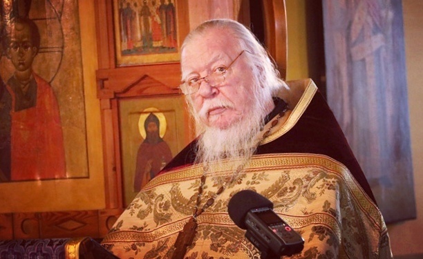 Почему христианин не должен бояться трудностей? Объясняет священник