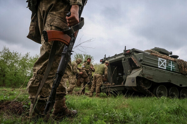 Oleksandr Ratushniak/Reuters