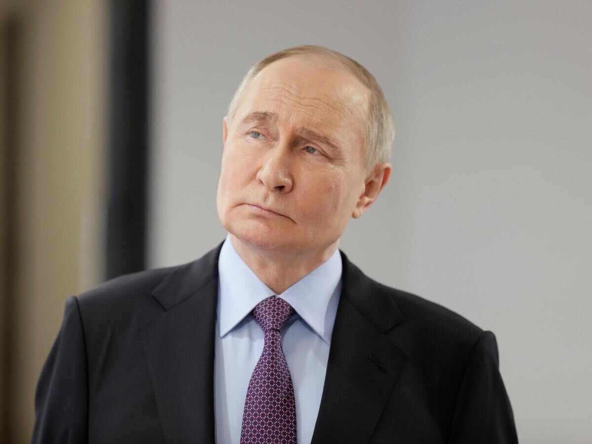    Президент РФ Владимир Путин перед началом заседания наблюдательного совета Агентства стратегических инициатив© РИА Новости / POOL