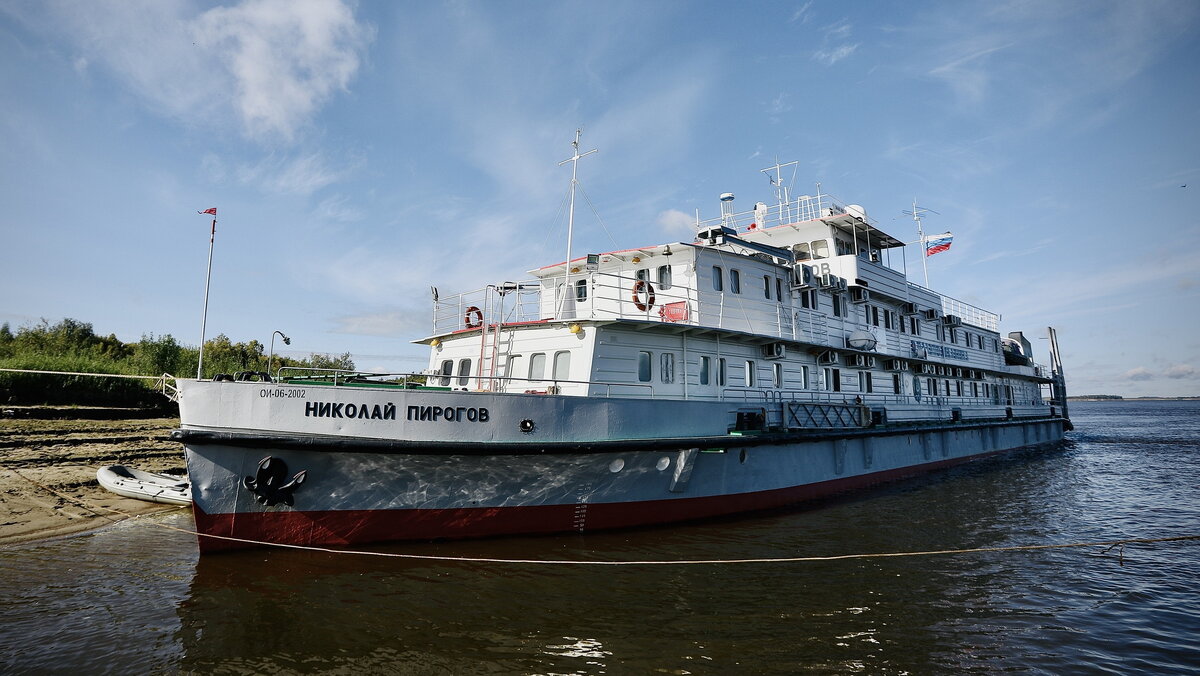    Плавполиклиника отправилась в рейс по отдалённым посёлкам Югры