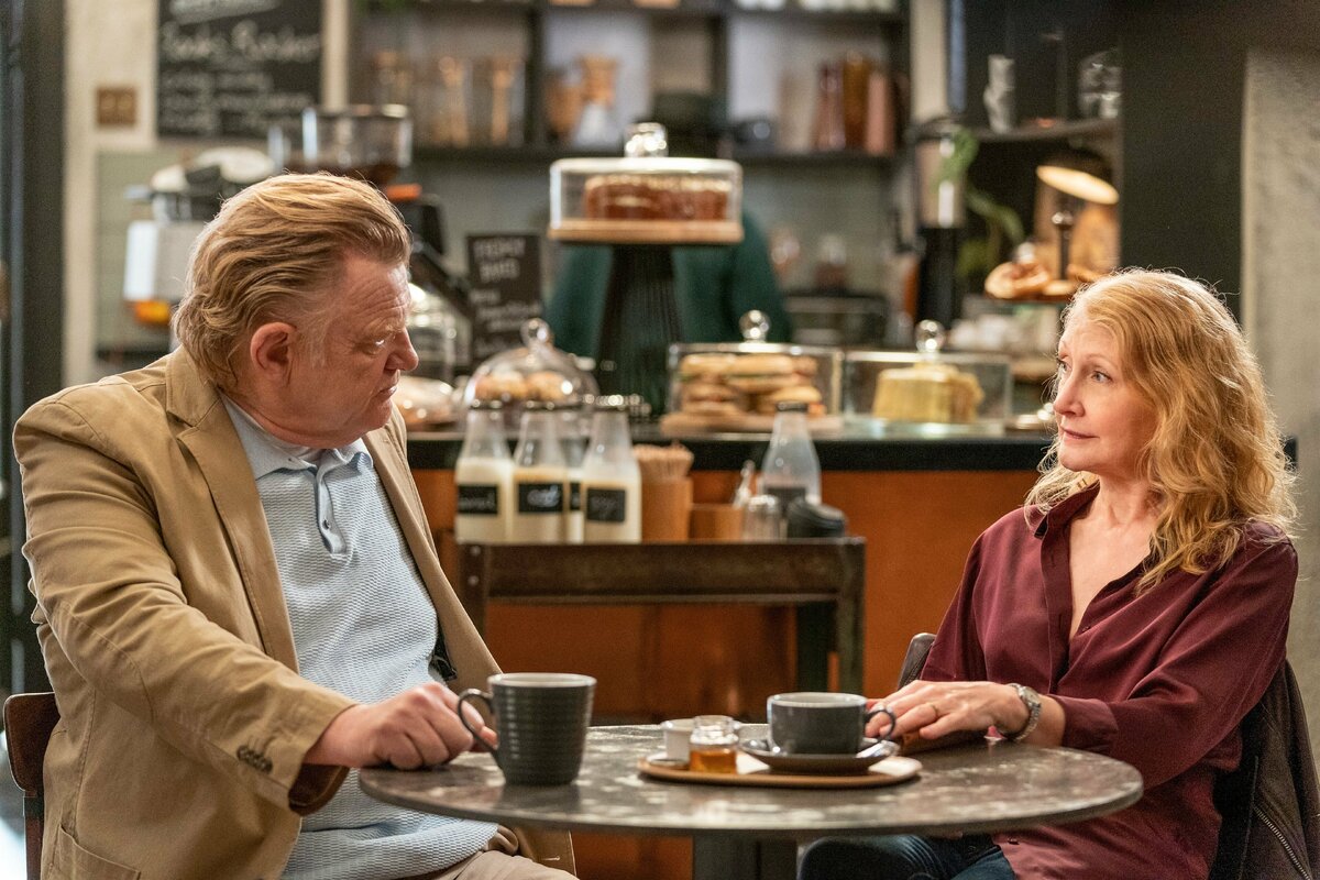 Сделайте свой следующий сериальный марафон захватывающим и ярким, но не отнимающим несколько месяцев, посмотрев эту подборку. Наверняка в ней найдется что-то, что захочется посмотреть повнимательнее.-15