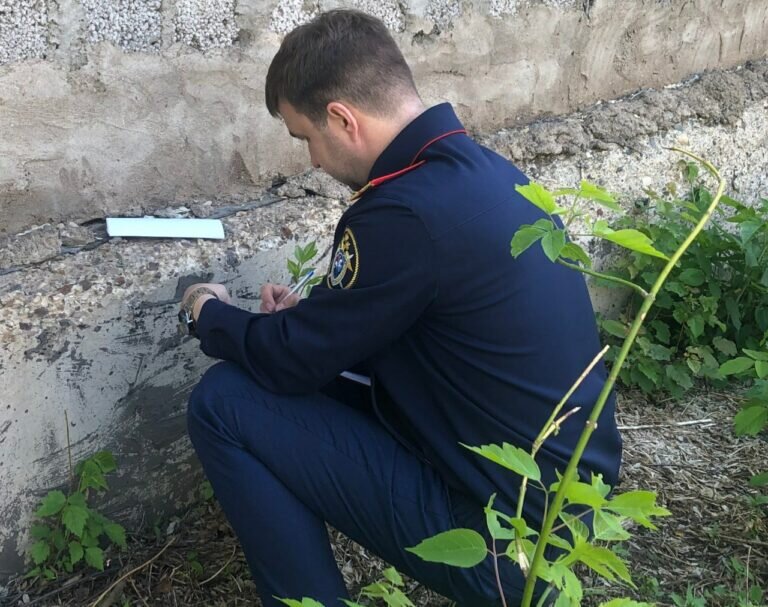    В Оренбурге 18-летний наркодилер пытался сбыть 700 свертков запрещенки Марина Шарт