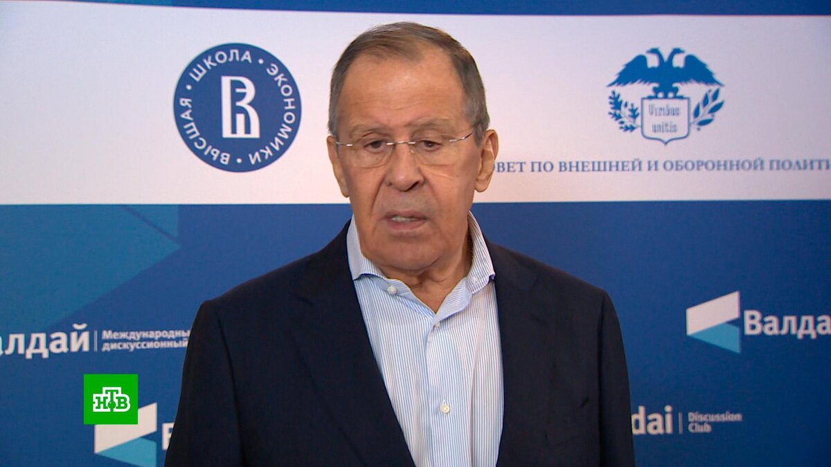    Лавров: РФ делает все возможное, чтобы стабилизировать ситуацию в Карабахе
